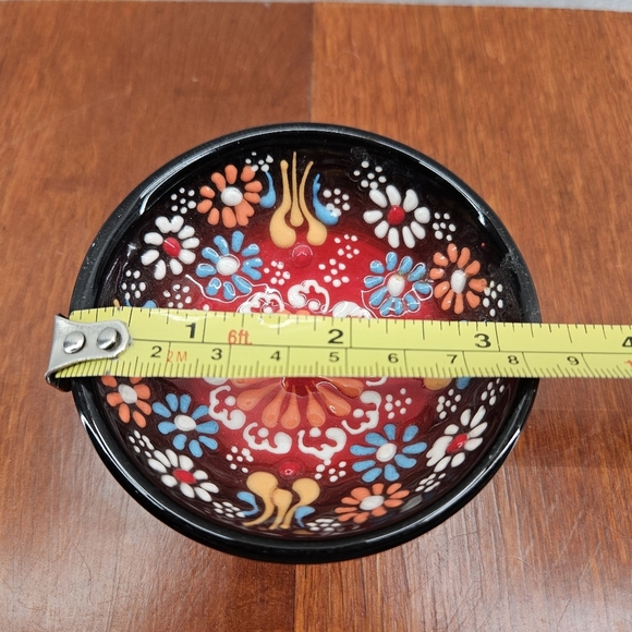 Handmade Ceramic‎ Folk Art Decorative Dipping or Trinkit Bowl Red Black Floral - Picture 4 of 5